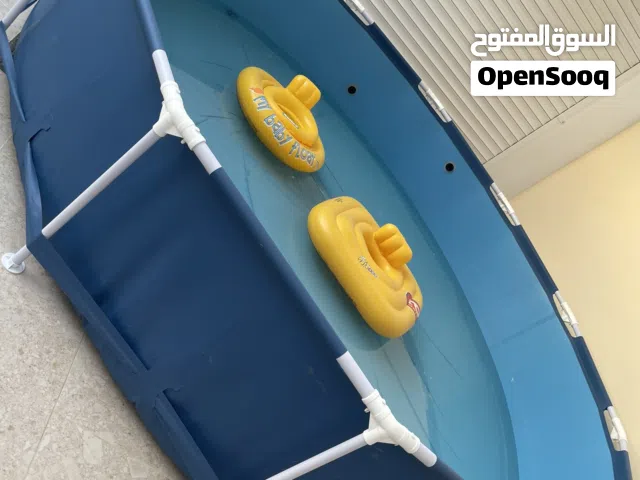 مسبح للبيع كبير جدا جدا و يتحمل الشمس
