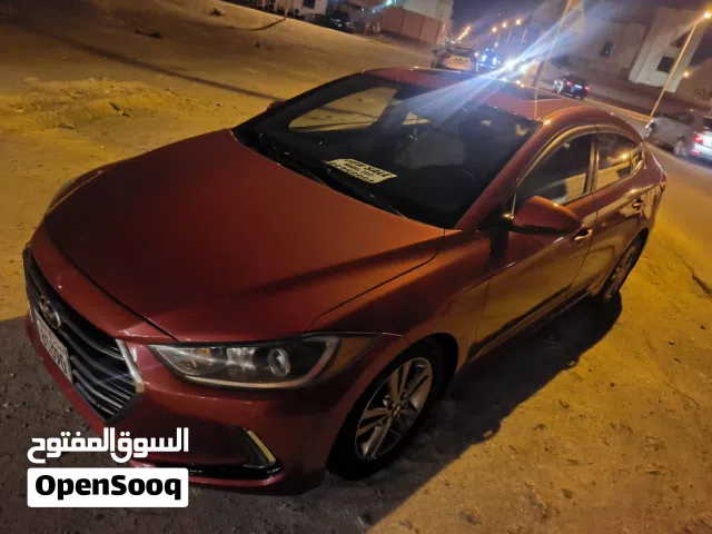 2017 هيونداي النترا Limited