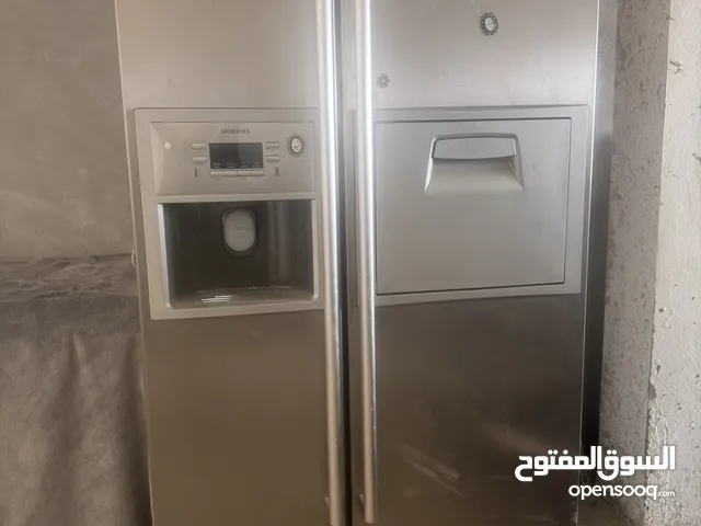 سيمنز ثلاجة door to door 600 litre with cooler and small door