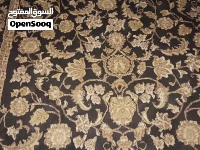 سجاد للبيع بسعر مغري