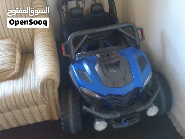 سيارة شحن للاطفال مخزنه استعمال خفيف
