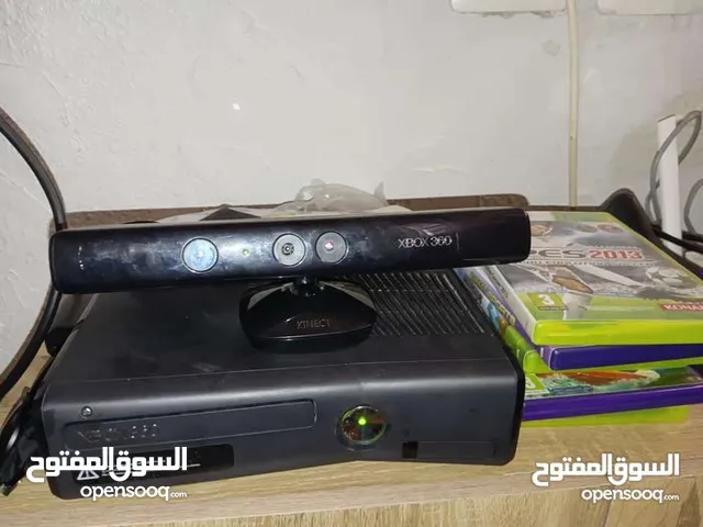 جهاز اكس بوكس 360 سلم حالة وكاله مع سيديهات اصلية وكاميرا وثلا ايدين اصليات بسعر مغري