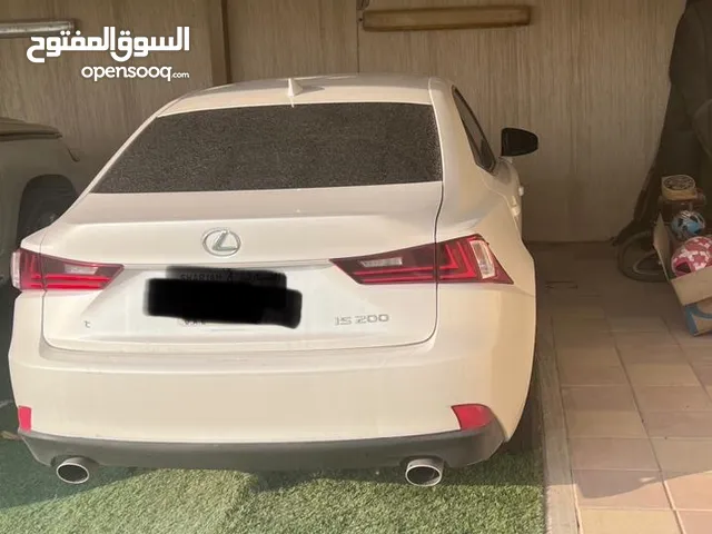 Lexus IS 2016 in Sharjah