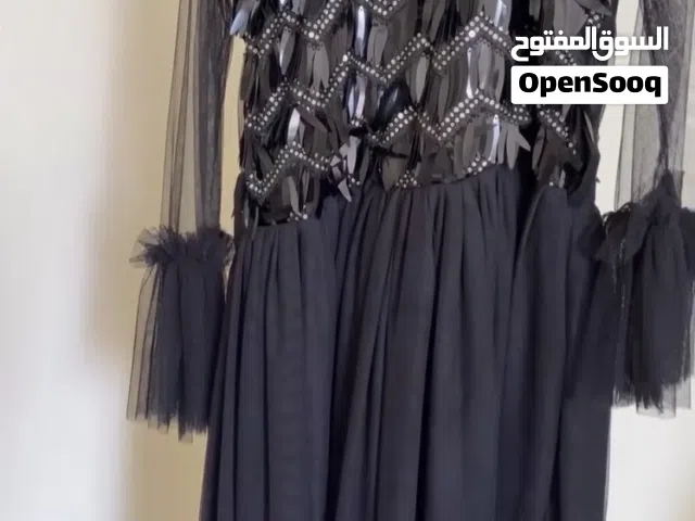 فستان سهره بسيط وحلو فاللبس