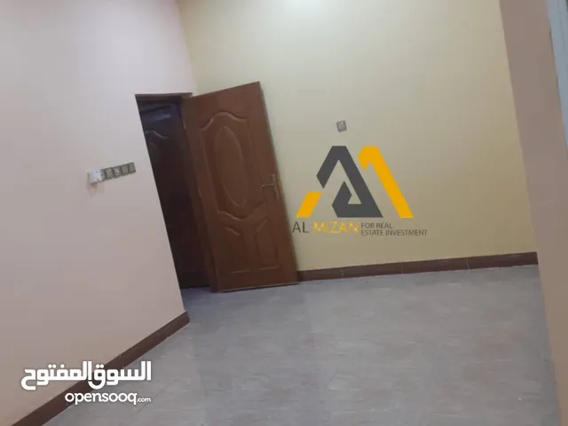200 m2 4 Bedrooms Townhouse for Rent in Basra Other