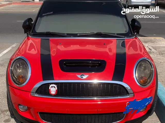 Mini Cooper S 2011 - Red and Black