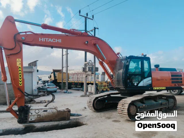 حفار للإيجار فقط هيتاشي موديل 2024