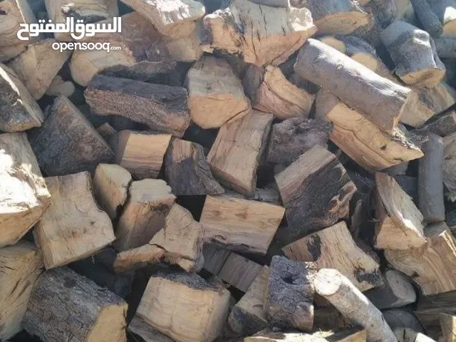 جميع انواع الحطب ناشفه وقص الشجار وشيراه جميع انواع الحطب وقص الشجار العاليه وتنسيق الحدائق بشكل جي