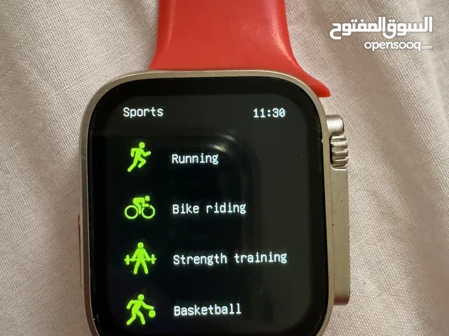 ساعه ذكيه تشبك على جميع الهواتف بحاله جيده جدا معاها شاحن قابل للتفاوض يوجد فيها تطبيقات