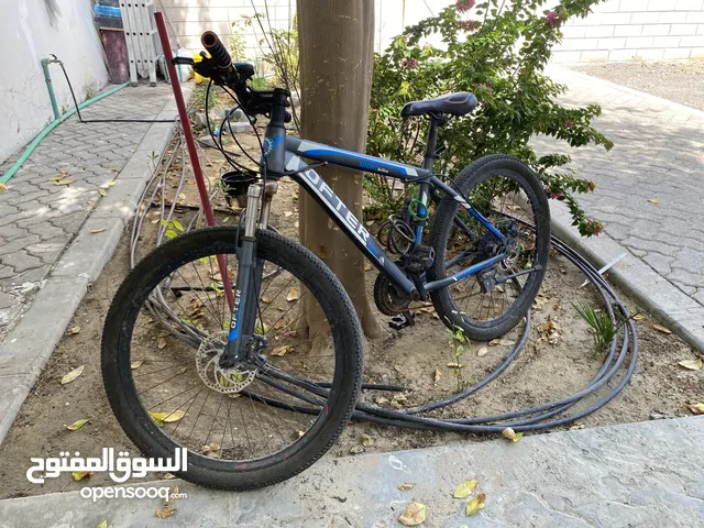 دراجة نظيفة للبيع (قابل للتفاوض البسيط)
