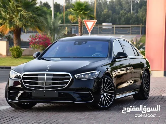 مطلوب مرسيدس S و E موديل 2023-2025 للبدل بفيلا بموقع رائع بالتجمع و الباقي كاش