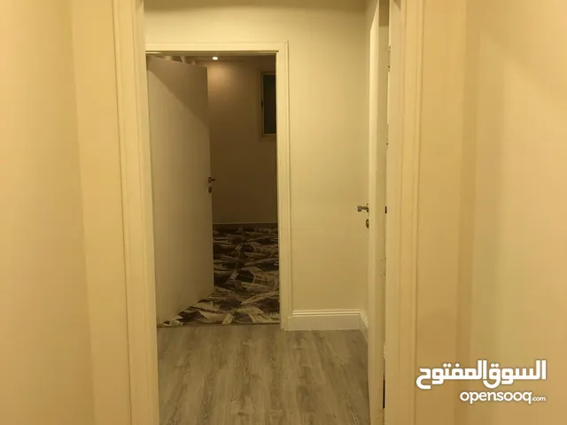 170 m2 4 Bedrooms Apartments for Rent in Buraidah Other