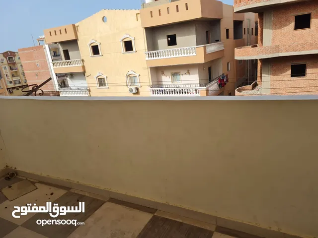 100 m2 2 Bedrooms Apartments for Sale in Hurghada El Hadbah