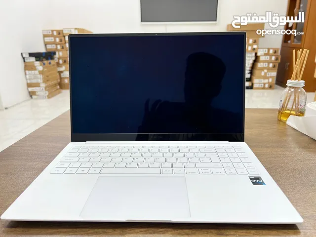 SAMSUNG Galaxy Book2 Pro Laptop 15.6 Inch Intel Evo i5 8 GB RAM 256 GB Storage - New- With Warranty