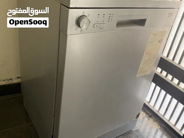 السلام عليكم ورحمة الله  غساله صحون ماركة بيكو  استعمال نظيف جدا