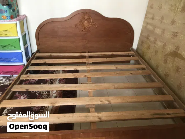 سرير مجوز مع فرشه للبيع