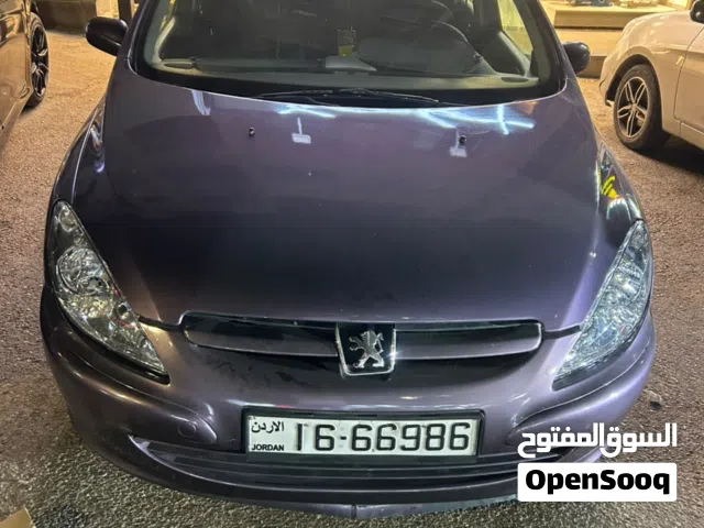 2004 بيجو 307 Standard