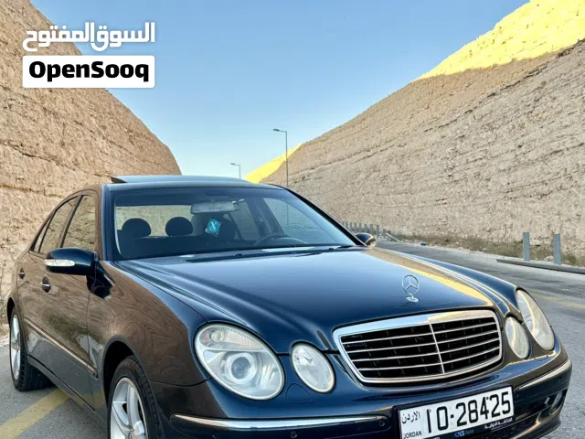 2004 مرسيدس بنز الفئة-E E 200