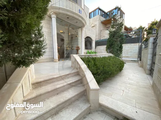 300 m2 5 Bedrooms Villa for Sale in Amman Tabarboor