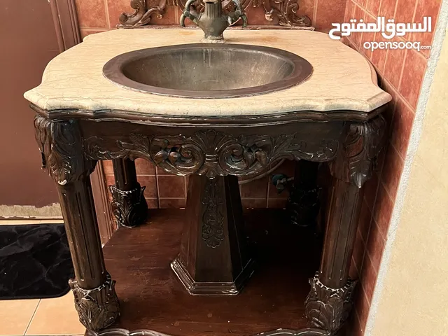 Decorative washbasin