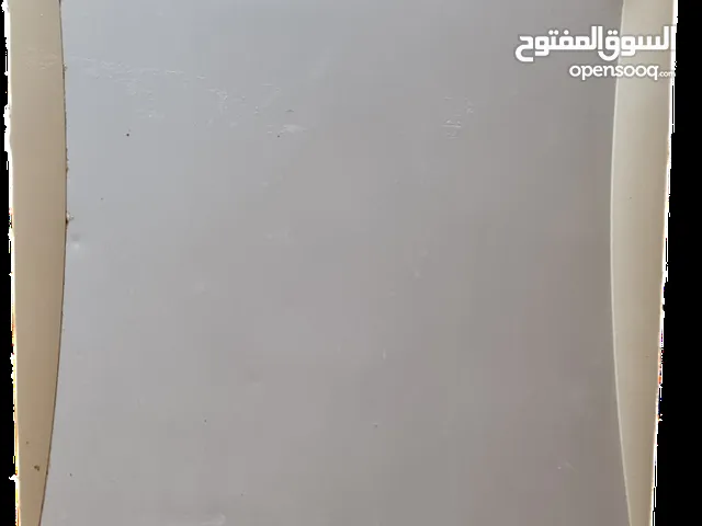 ثلاجة للبيع