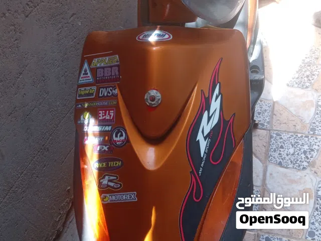 2005 ياماها Bolt