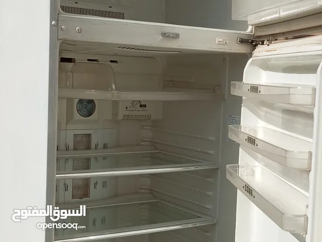 refrigerator 800 littre mega size good for big family excellent working condition