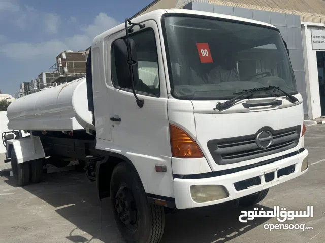 للبيع تنكر ماي هينو موديل 2004