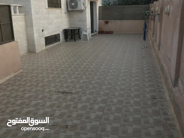 شقه بالحي الشرقي شرق مسجد المقرئ