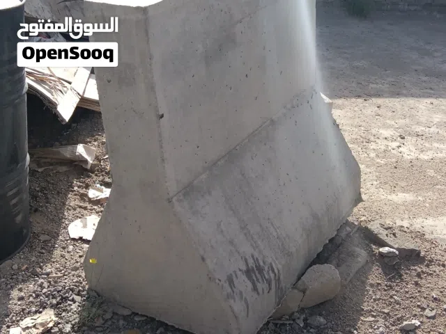 concrete barrier