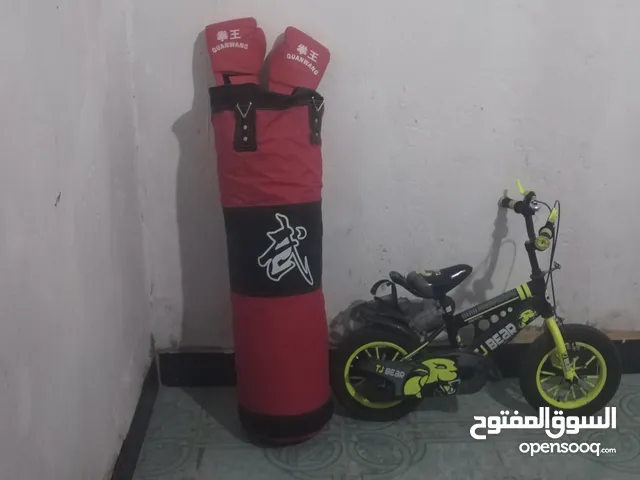 كيس ملاكمة وبيسكل أطفال
