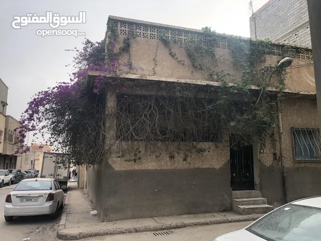 150 m2 4 Bedrooms Townhouse for Sale in Tripoli Gorje