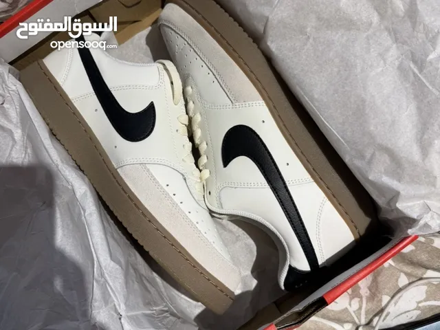 42 Sport Shoes in Al Riyadh