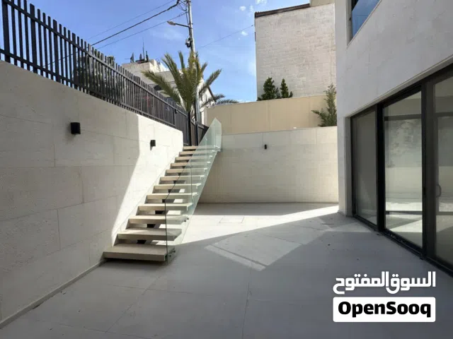 250 m2 3 Bedrooms Apartments for Rent in Amman Abdoun