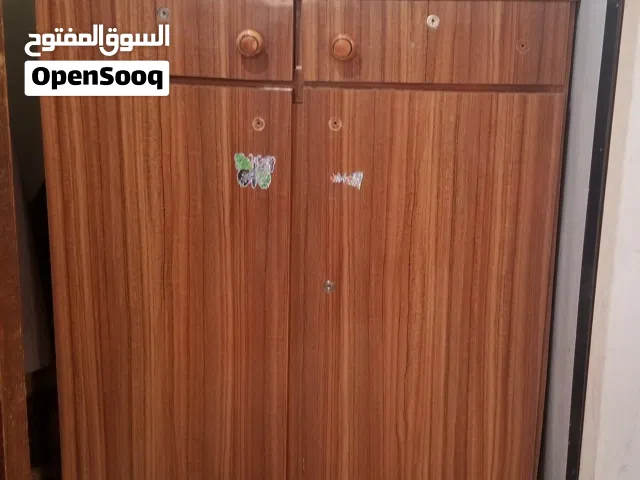 جزامة شبه جديدة ونظيفة