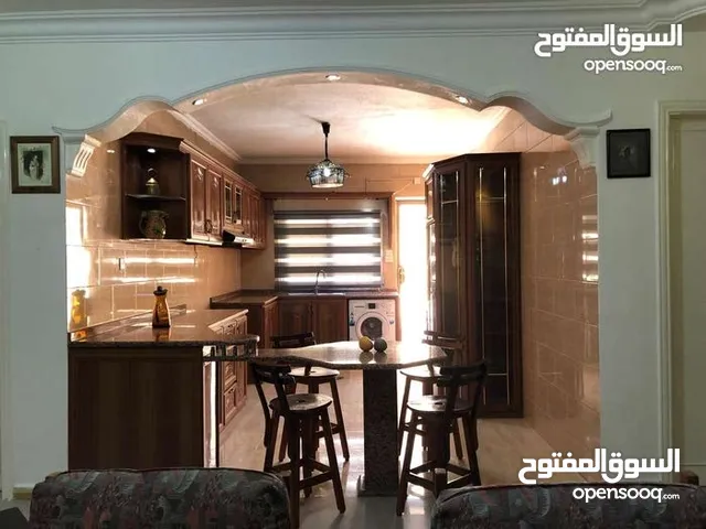 شقة مفروشة للايجار السنوي بالقرب من الشويخ مول