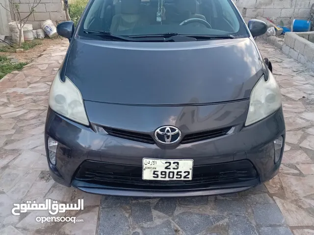 Toyota Prius 2013 in Zarqa