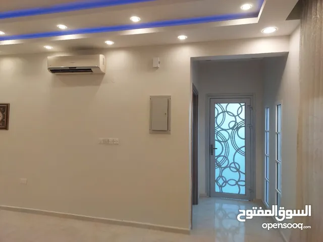 بيت للبيع توين فيلا