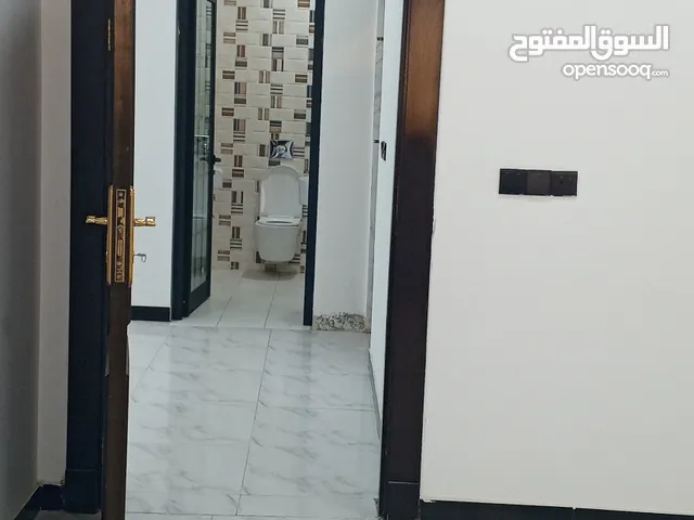 100 m2 1 Bedroom Apartments for Rent in Basra Baradi'yah