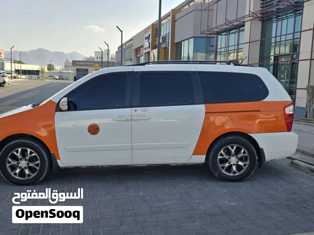 Used Kia Carnival in Muscat