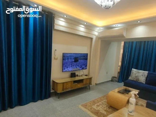 بارقي موقع مدينة نصر بالمربع المثلثي بالمنطقة الاولي بالقرب من الخدمات وجميع المولات
