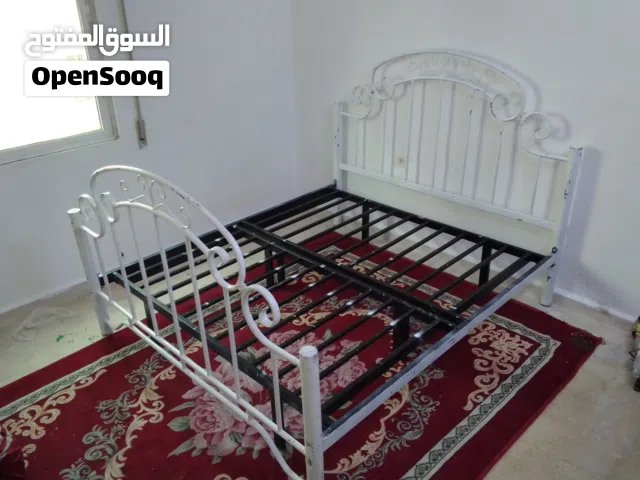 تخت مجوز حديد للبيع