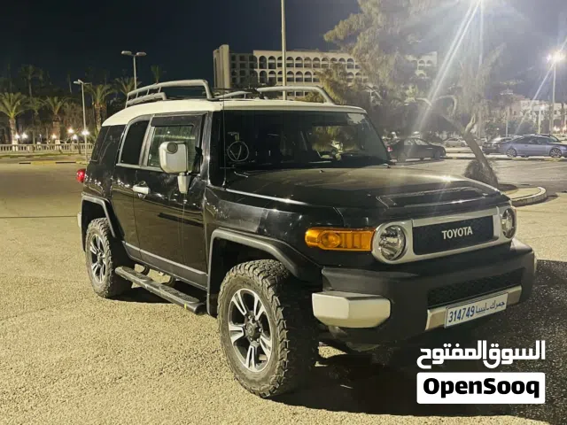 تيوتا fjكمبيو عادى استيراد كندى نضيفه ربي،يبارك