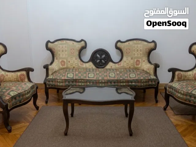 عرض ب 15000 جنية طقم صالون كامل 1 كنبة+2كرسي +ترابيزة