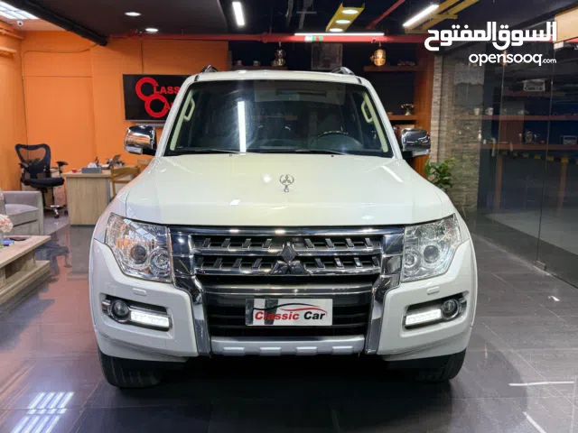MITSUBIHSI PAJERO 2015