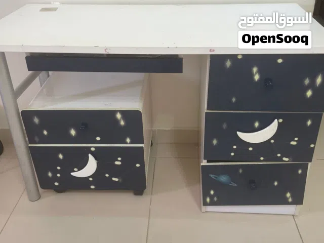 study table for sale in 30 omr