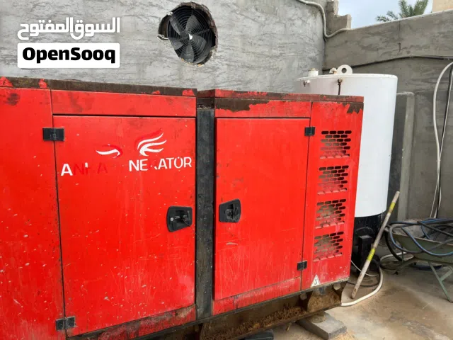 مولد كهرباء   مستعمل