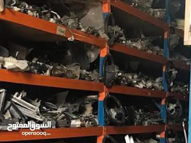اسلام عليكم يوجد جميع قطع السيارات مستعمل الرجاء ارسال صورت القطعه القديمه على الواتس اب