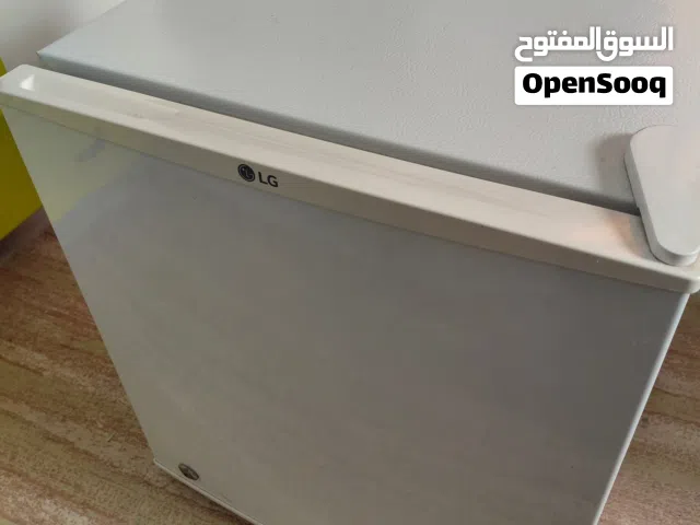 ثلاجة مكتب