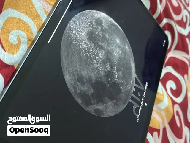 ايباد برو m2